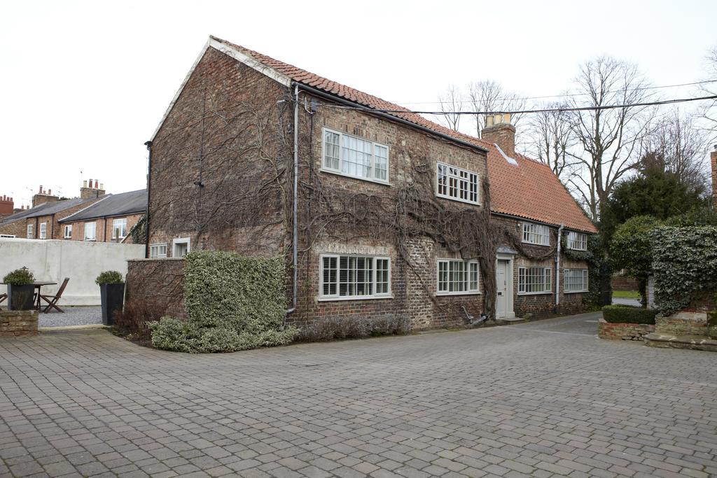 Fantinos Bed and Breakfast Thirsk Værelse billede