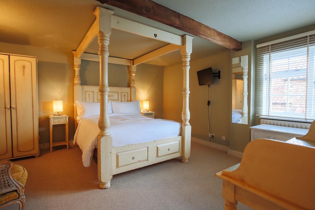 Fantinos Bed and Breakfast Thirsk Eksteriør billede